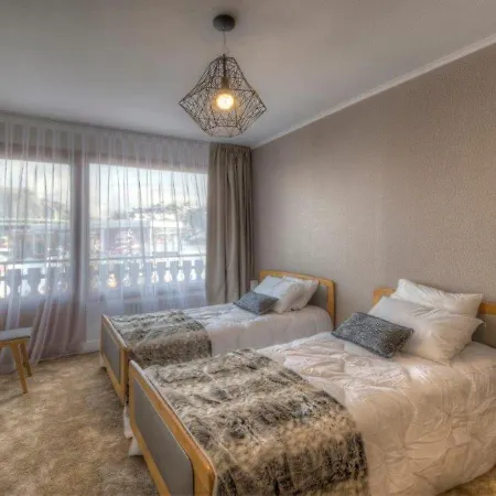 De Luxe Au Centre De 1850 Avec Cheminée Et Balcon - Fr-1-564-21 Apartamento